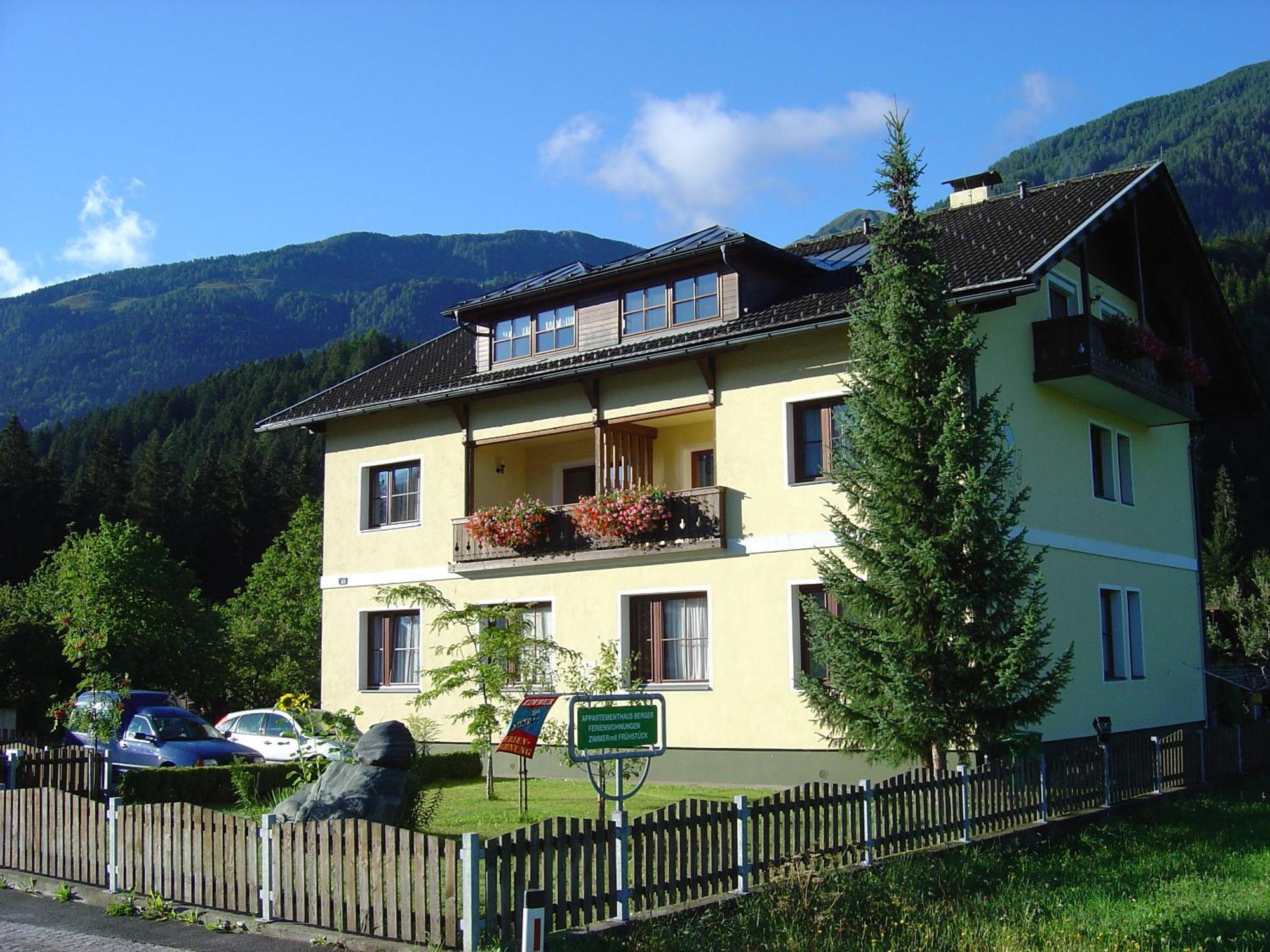 Ferienwohnungen Berger Kotschach-Mauthen Exterior foto