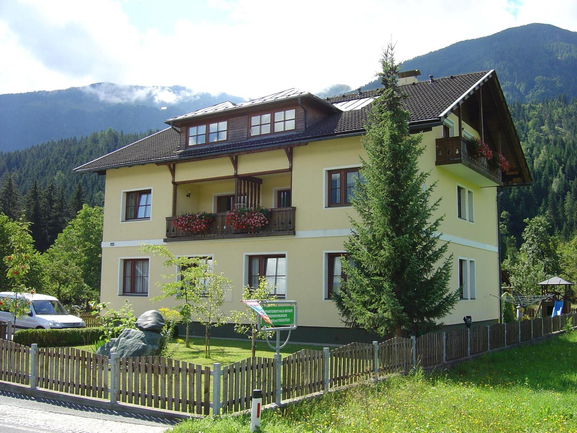 Ferienwohnungen Berger Kotschach-Mauthen Exterior foto